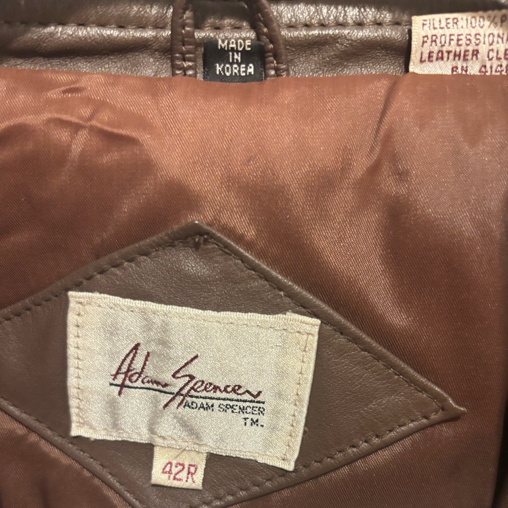 Men's Brown Leather Bomber Jacket - Classic Casual Layer - Picture 2 of 4